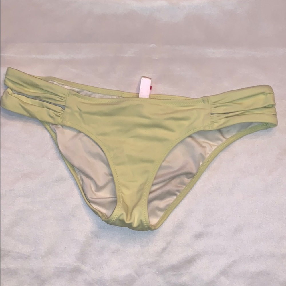Victoria’s Secret swimsuit bottoms